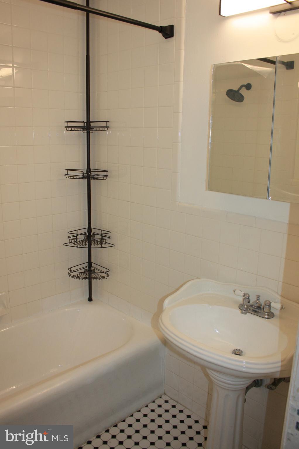 AVENUE OF THE ARTS - Residential