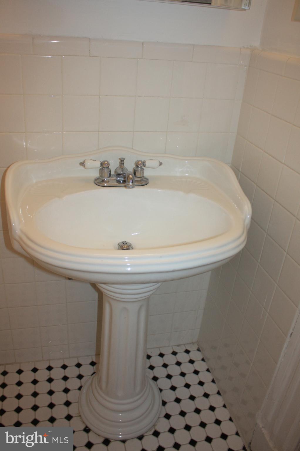 AVENUE OF THE ARTS - Residential