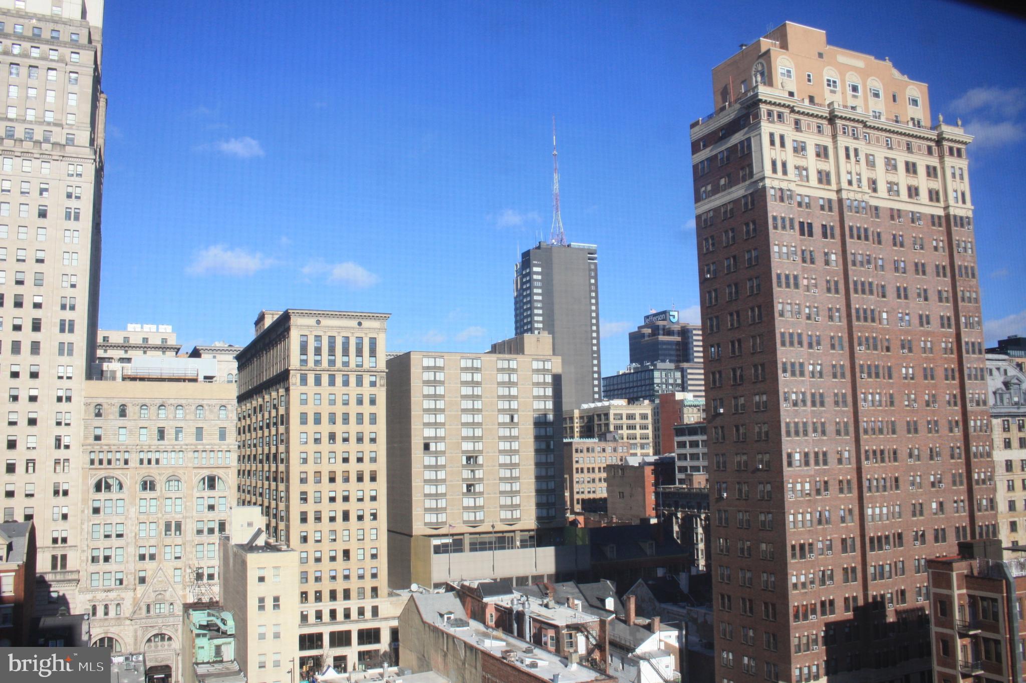 AVENUE OF THE ARTS - Residential