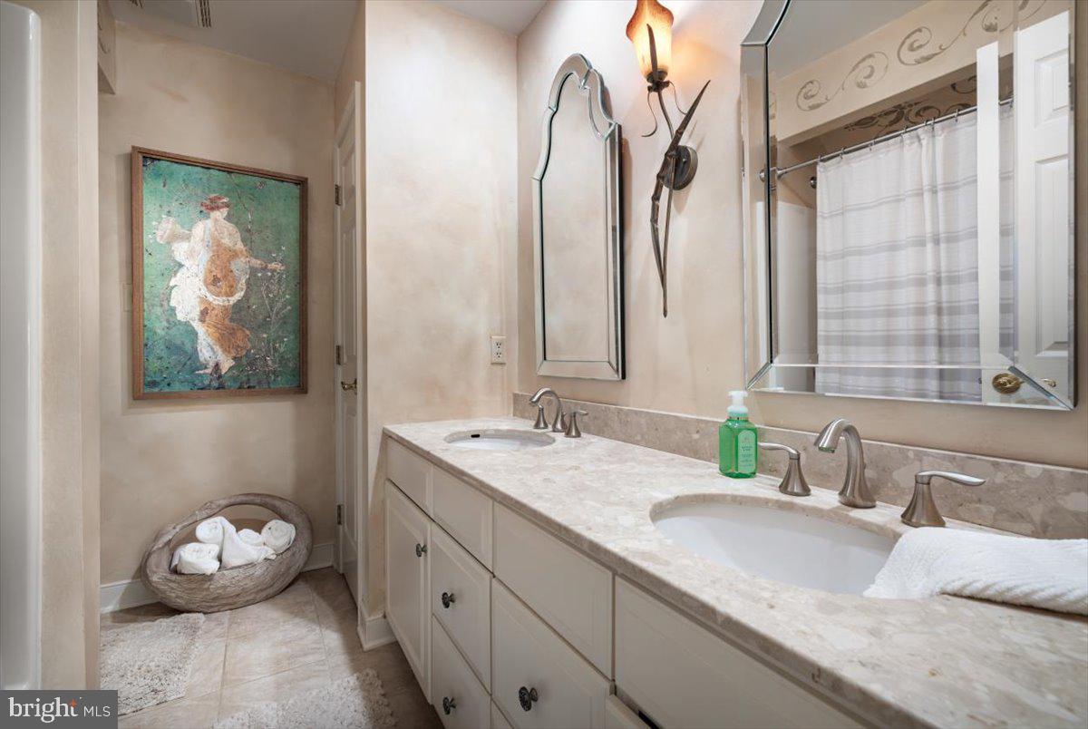 STONELEIGH - Residential