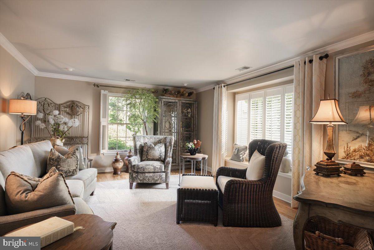 STONELEIGH - Residential