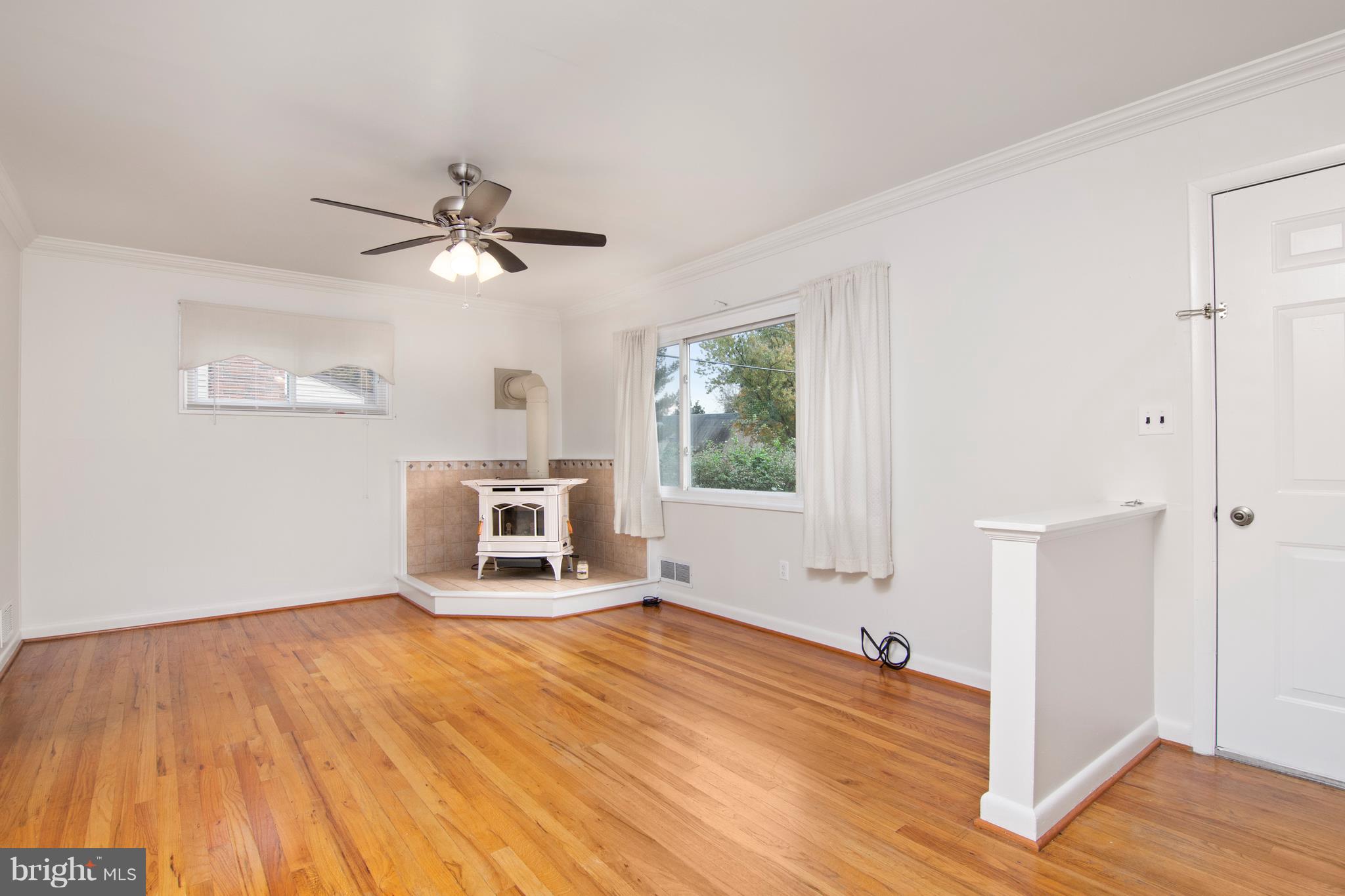 PINE GROVE HOMES - Residential Lease