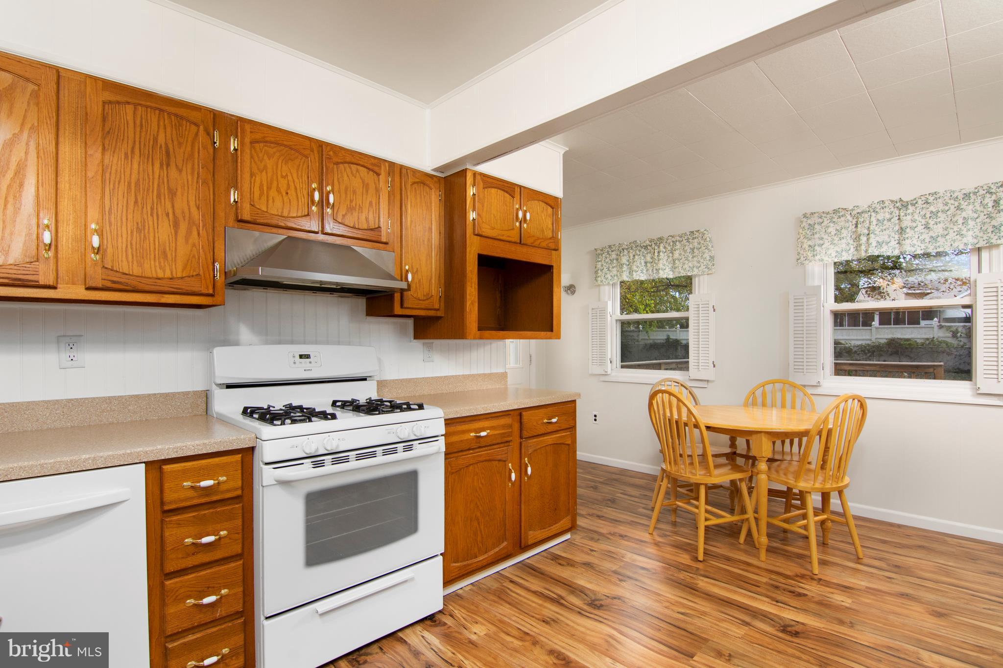 PINE GROVE HOMES - Residential Lease