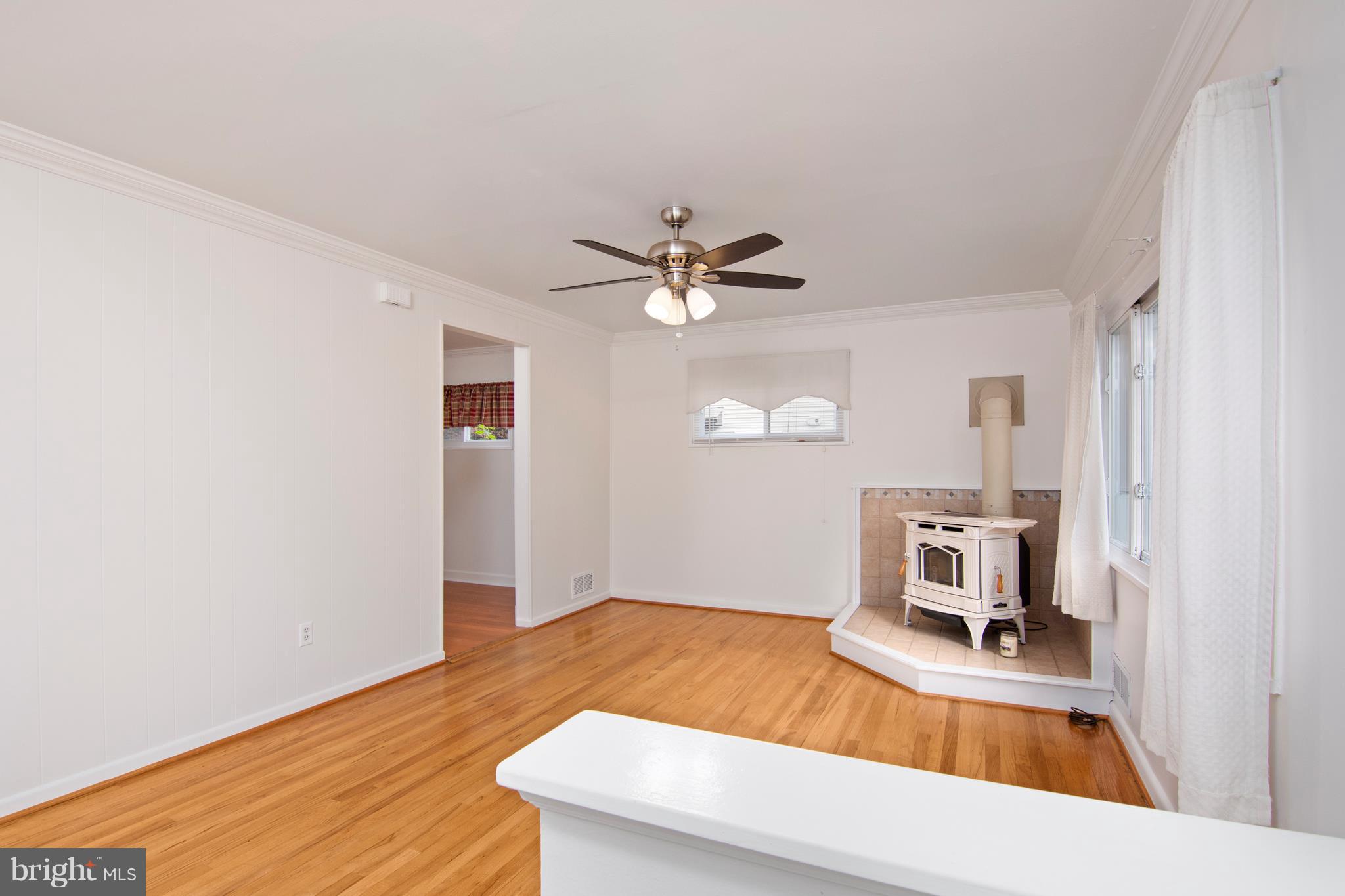 PINE GROVE HOMES - Residential Lease