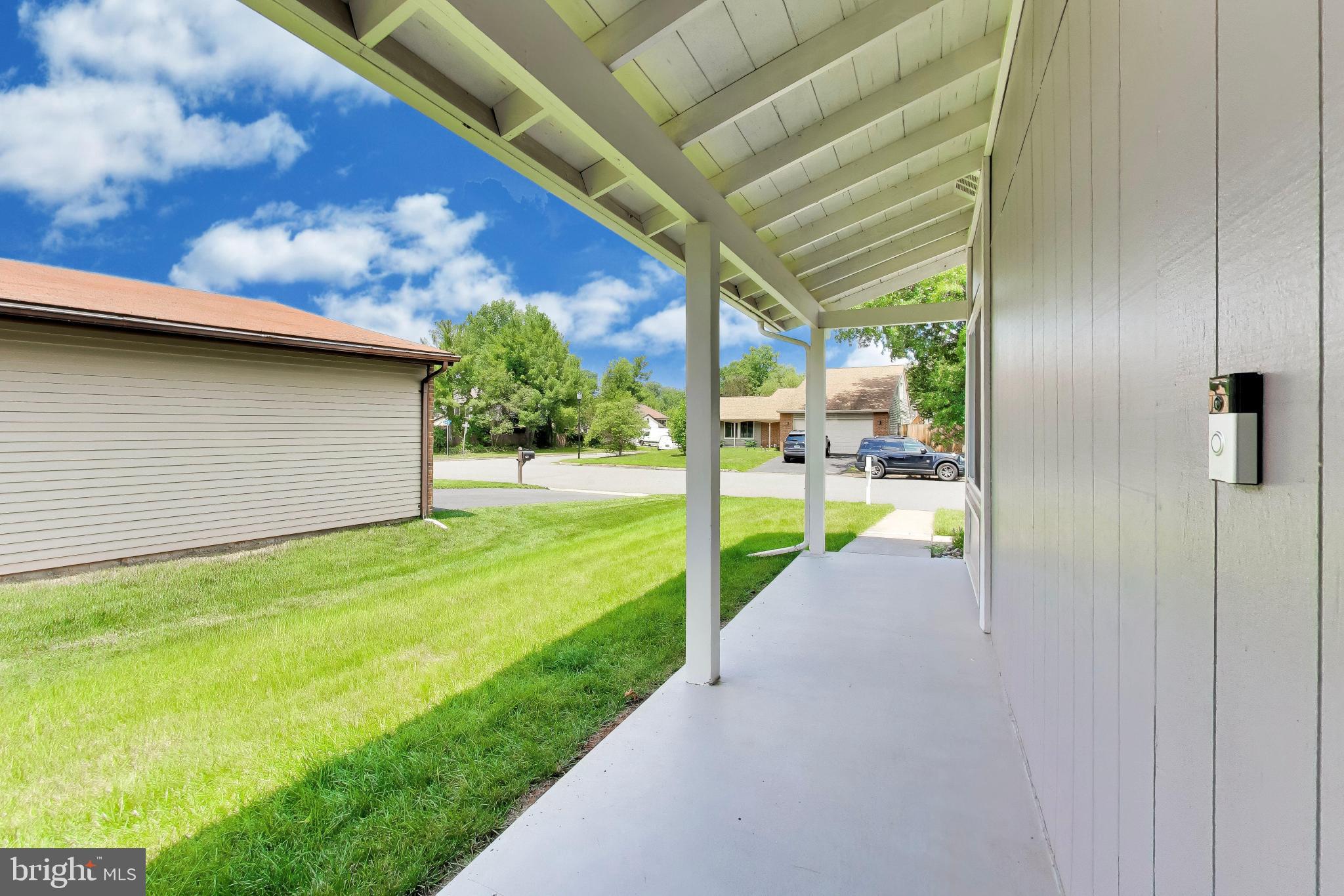 422 AVONDALE DRIVE