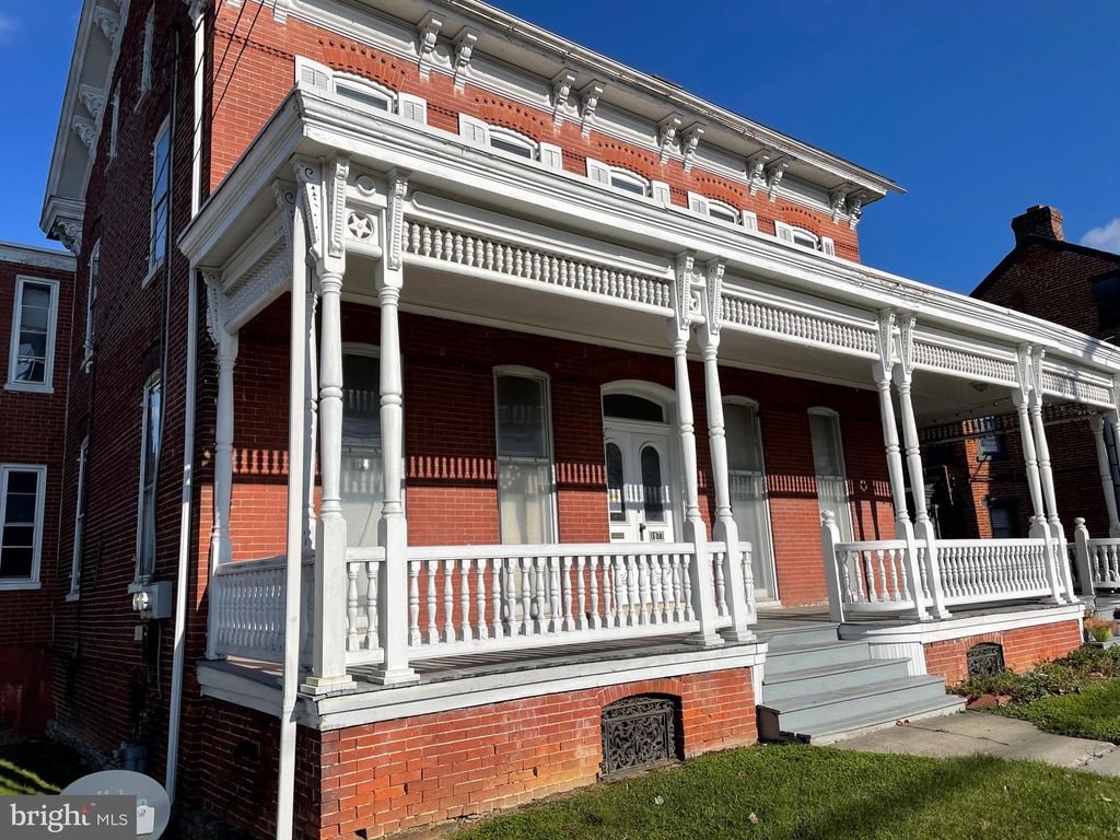 Photo of 1977 State Street, East Petersburg, PA 17520 (MLS # PALA2044242)