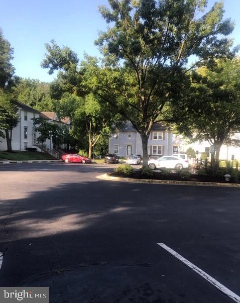 ADDISON WOODS - Residential