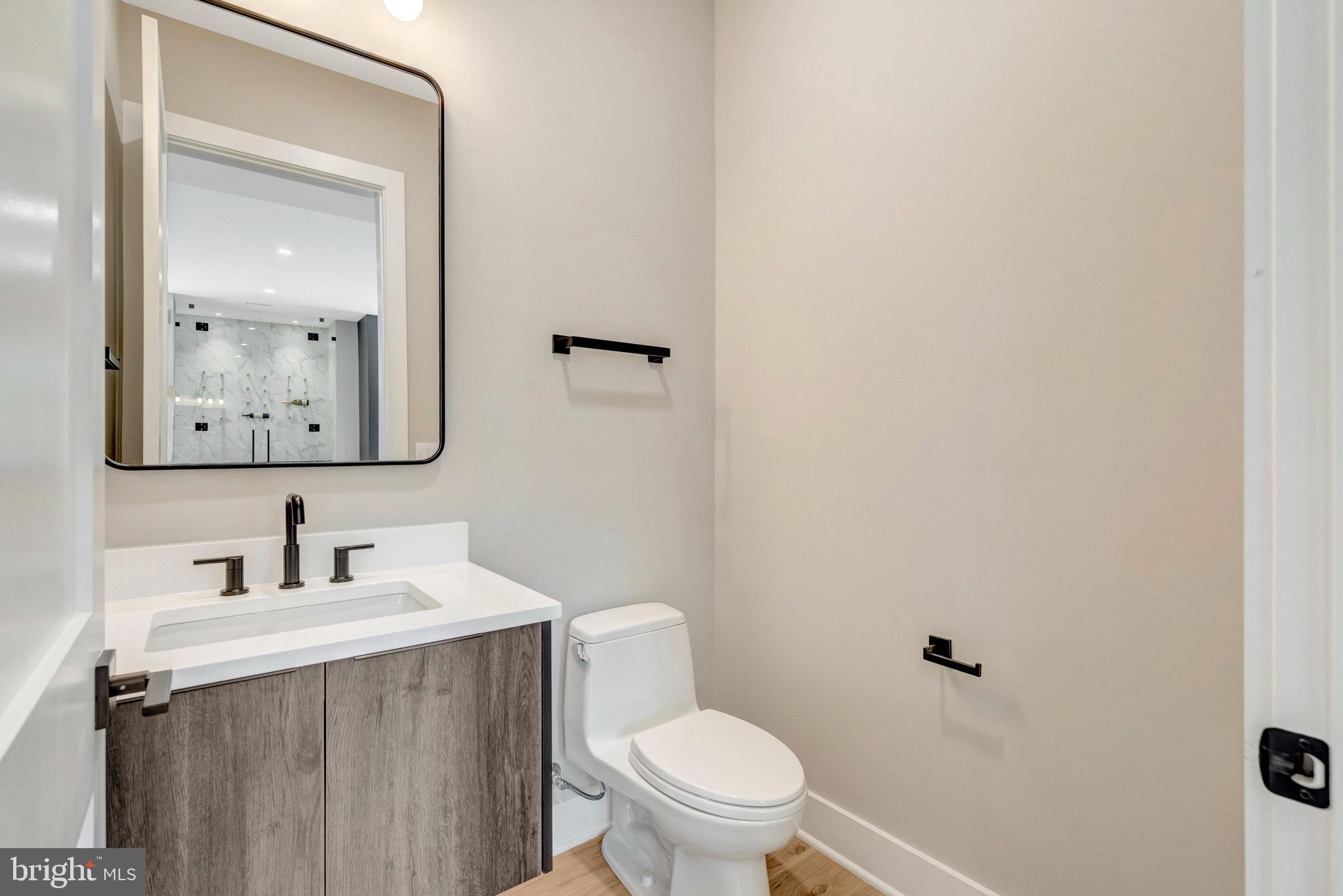 WEST LANGLEY - Residential