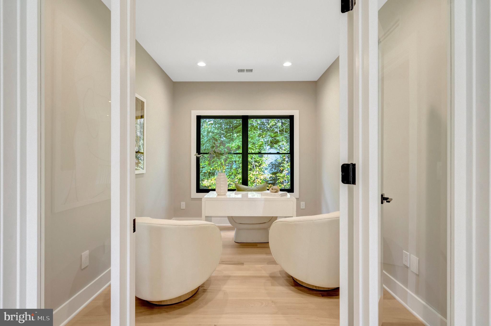 WEST LANGLEY - Residential