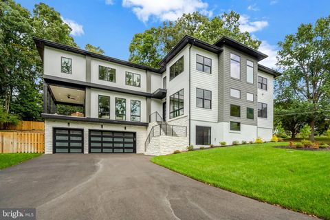 7400 CHURCHILL ROAD MCLEAN VA 22101