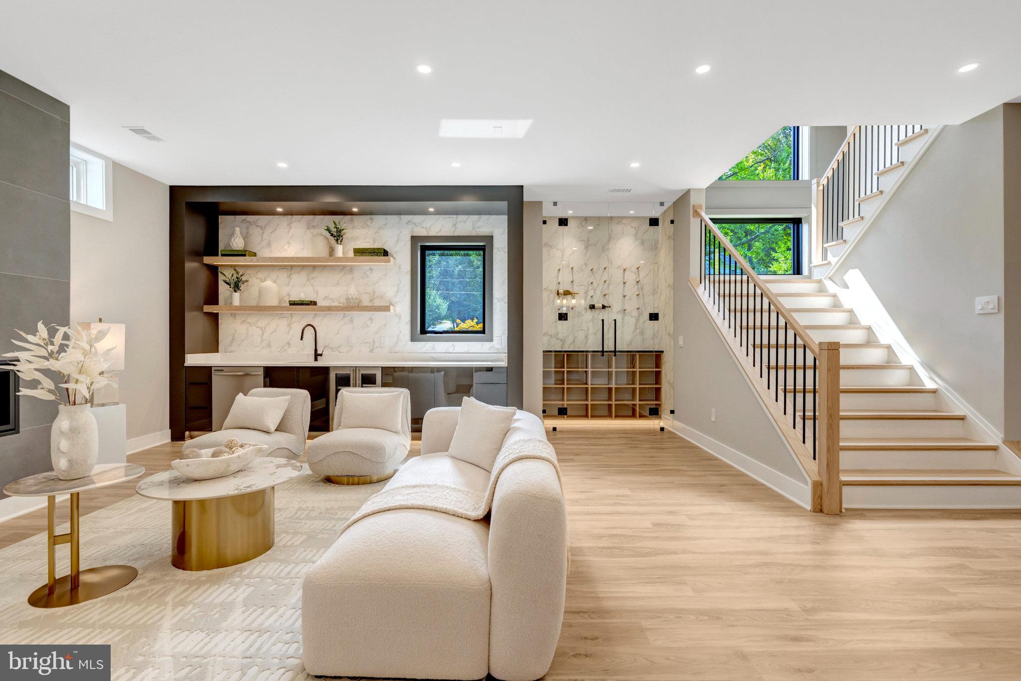 WEST LANGLEY - Residential