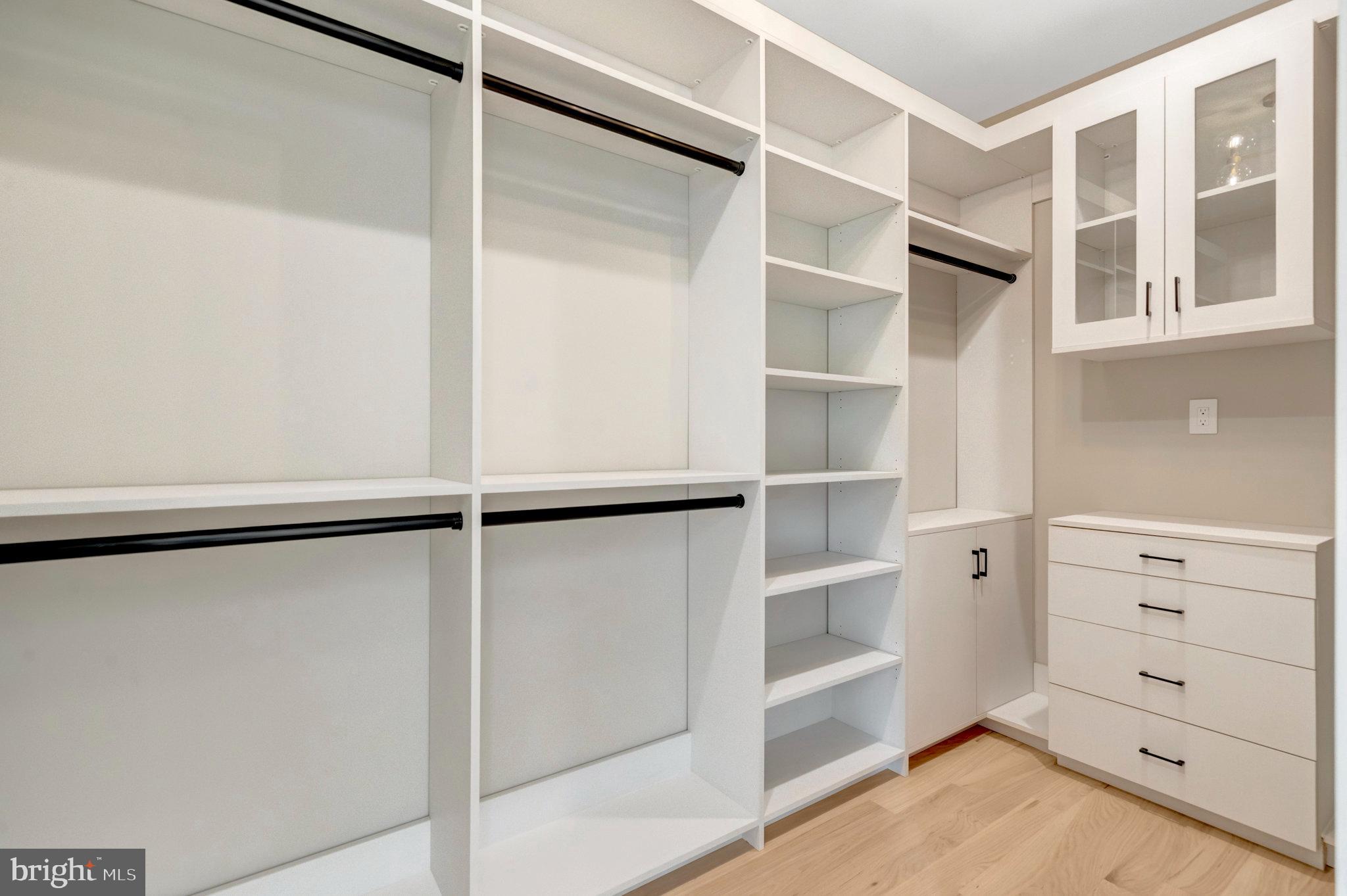 WEST LANGLEY - Residential