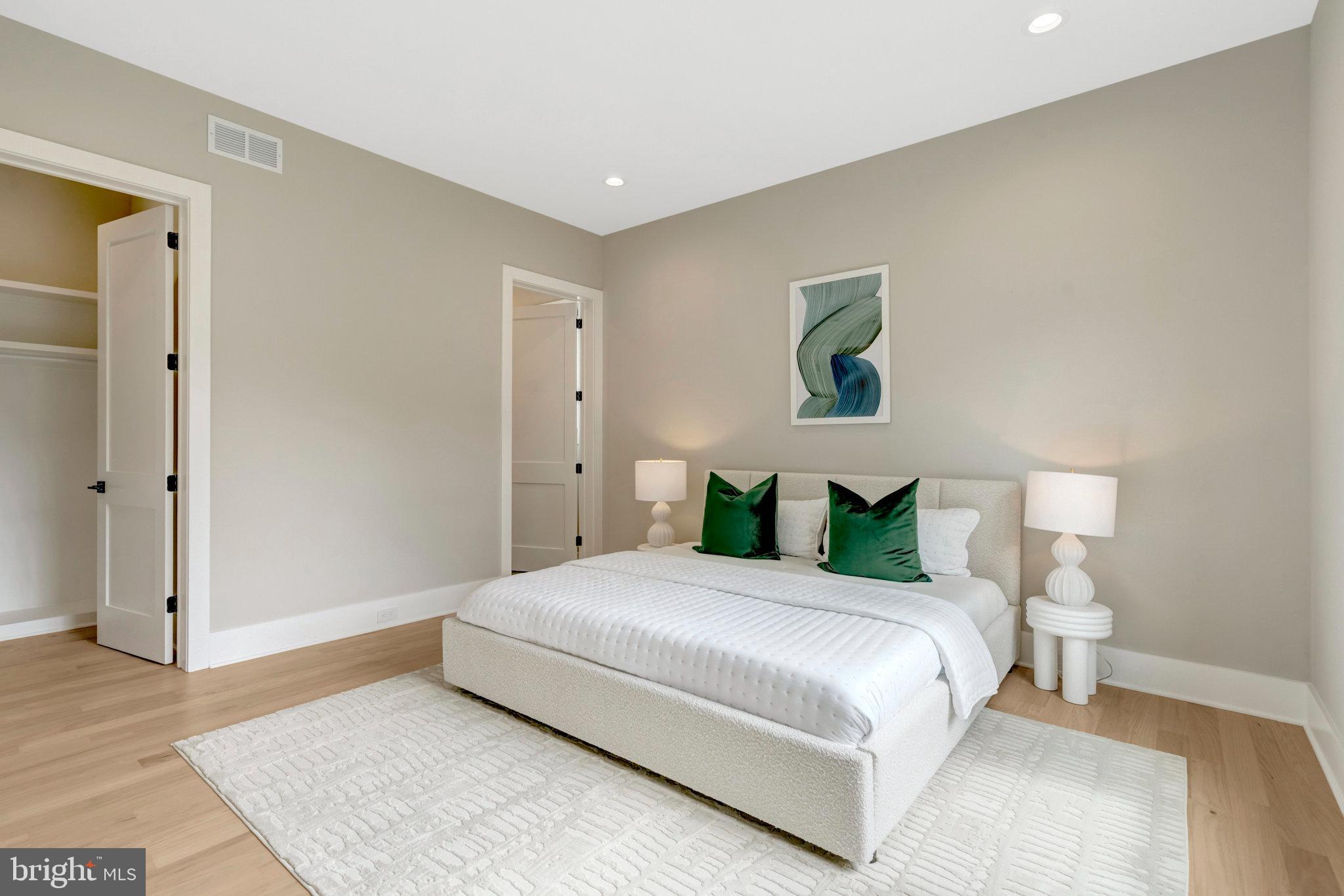 WEST LANGLEY - Residential