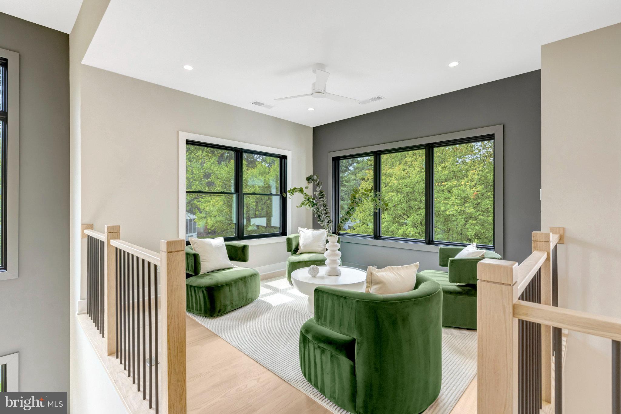 WEST LANGLEY - Residential