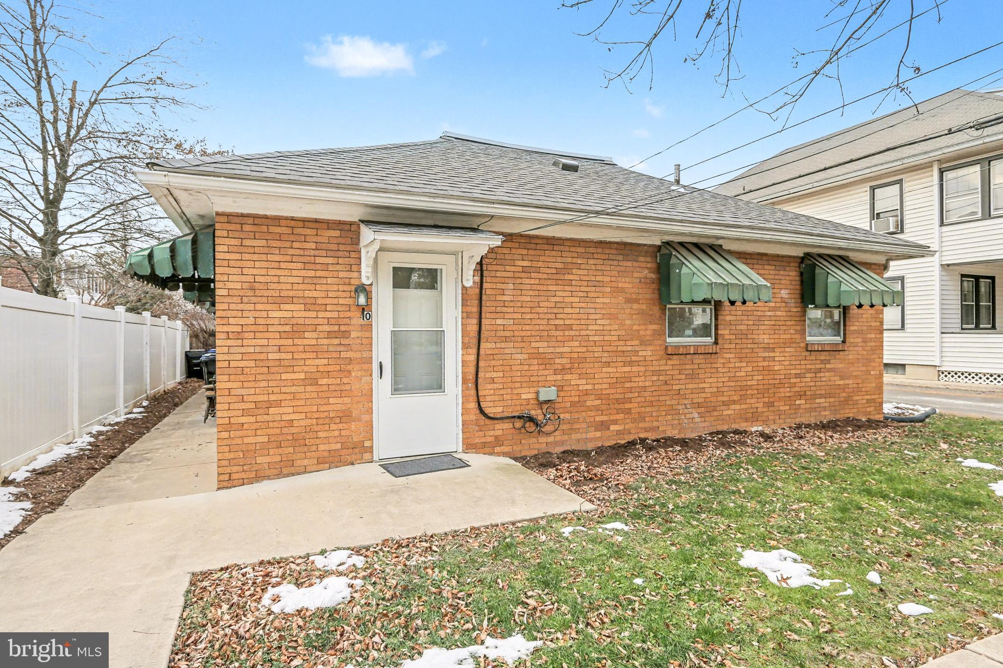 NONE AVAILABLE - Residential Lease