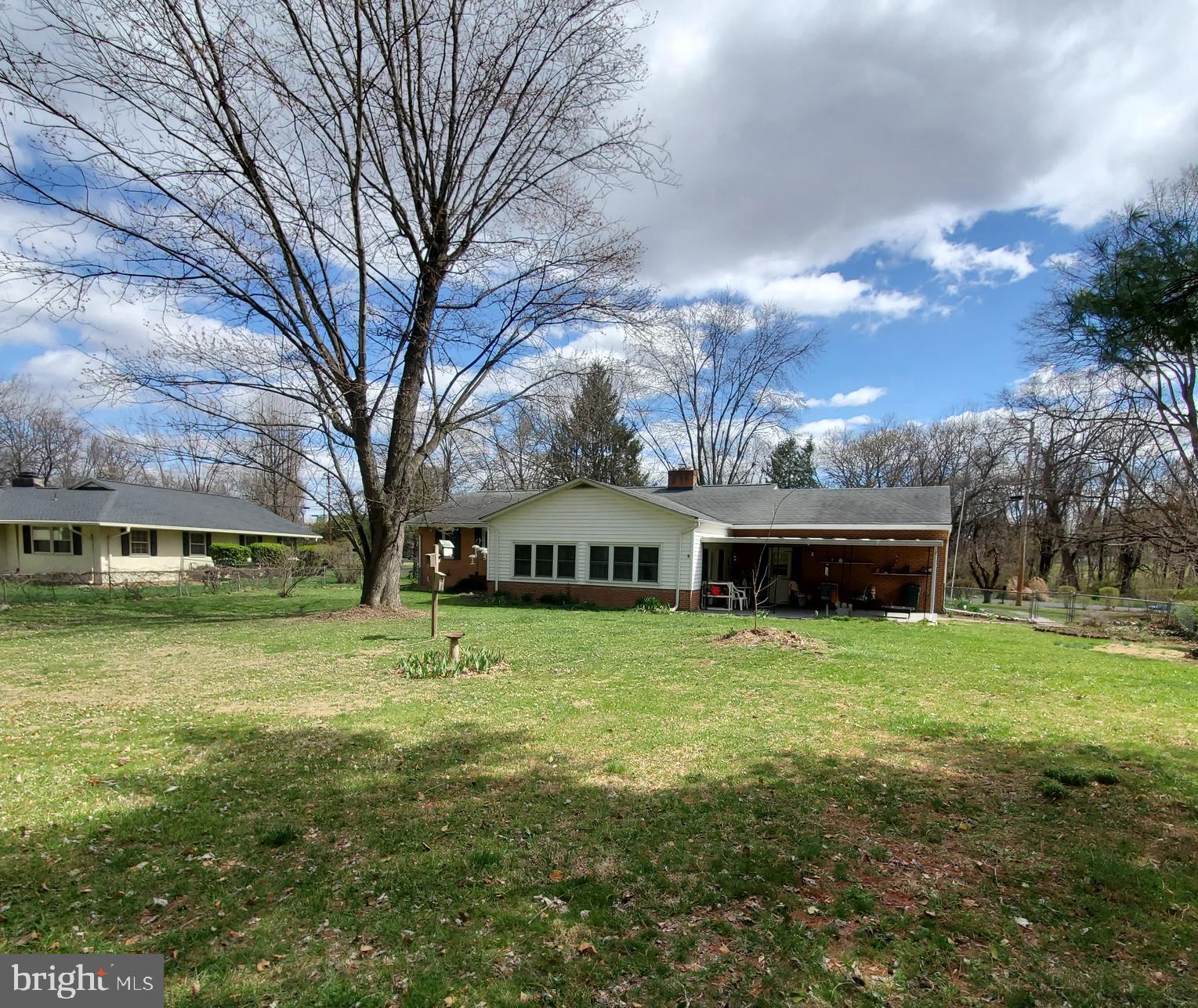 BRIARWOOD - Residential