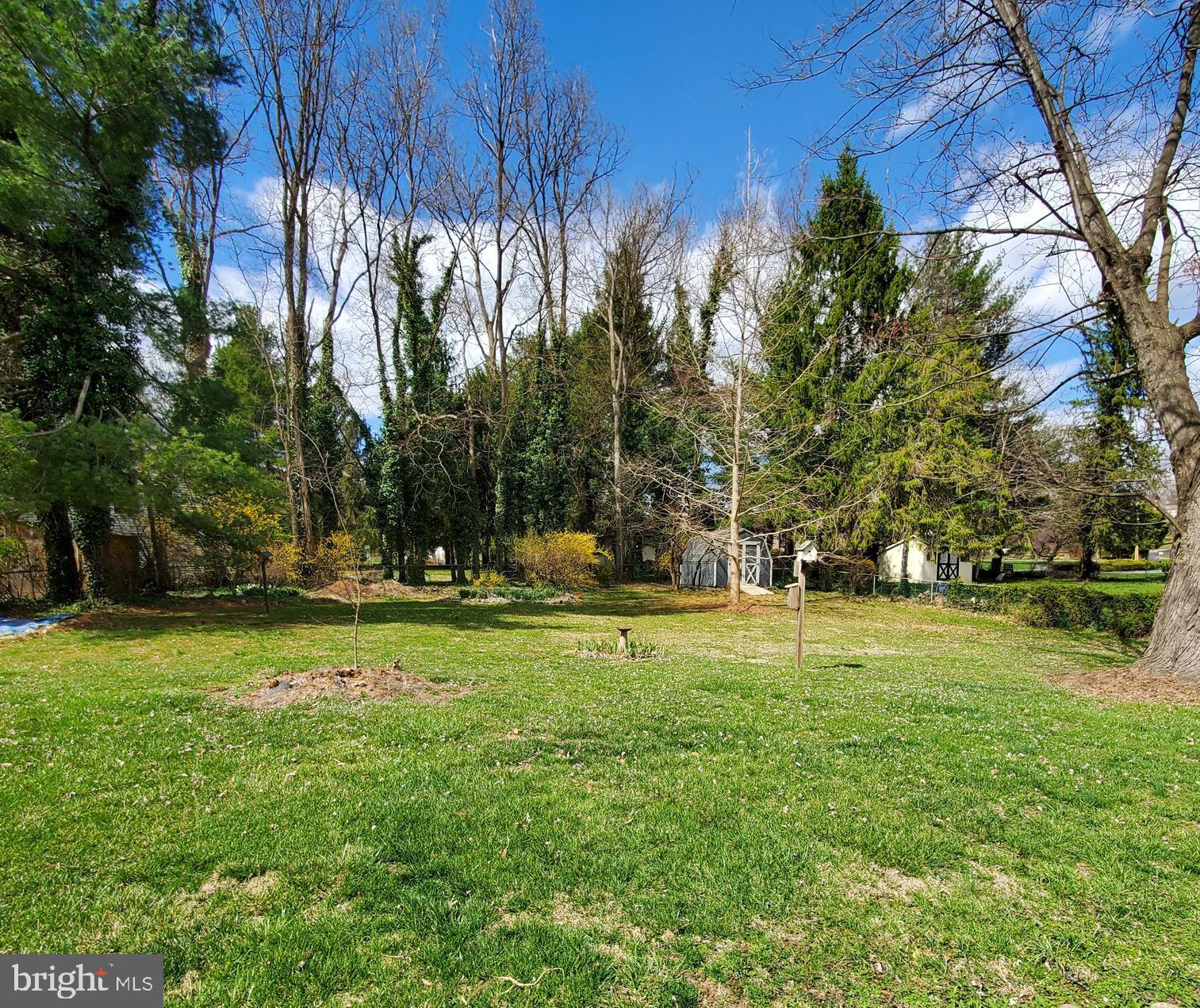 BRIARWOOD - Residential