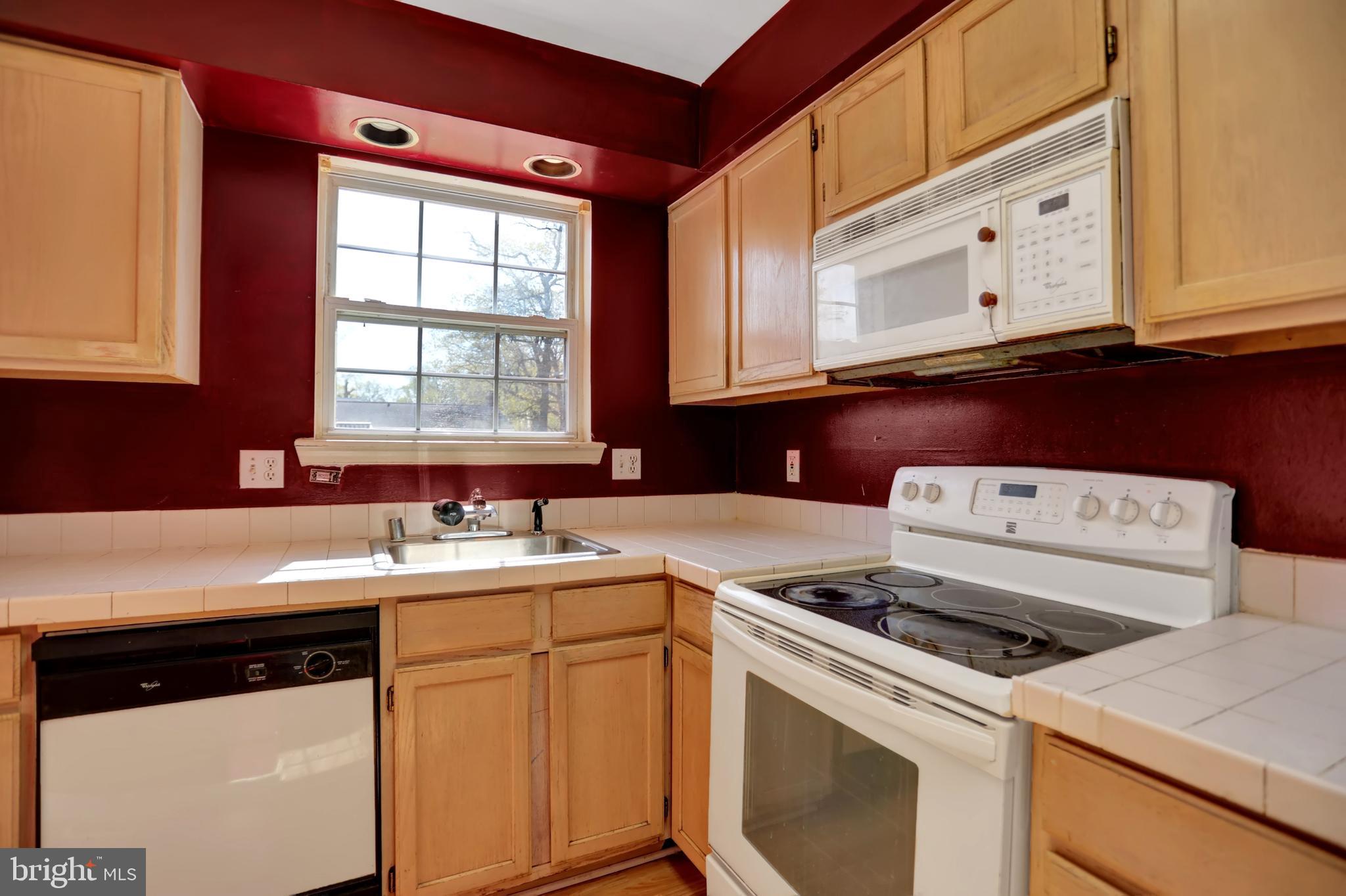 CATONSVILLE HEIGHTS - Residential