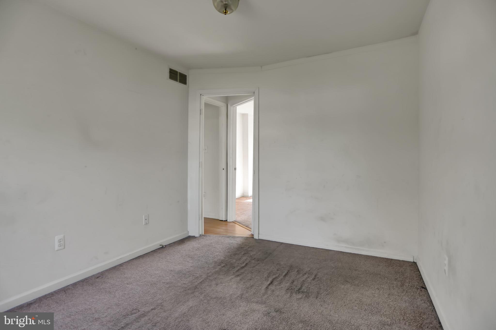 CATONSVILLE HEIGHTS - Residential