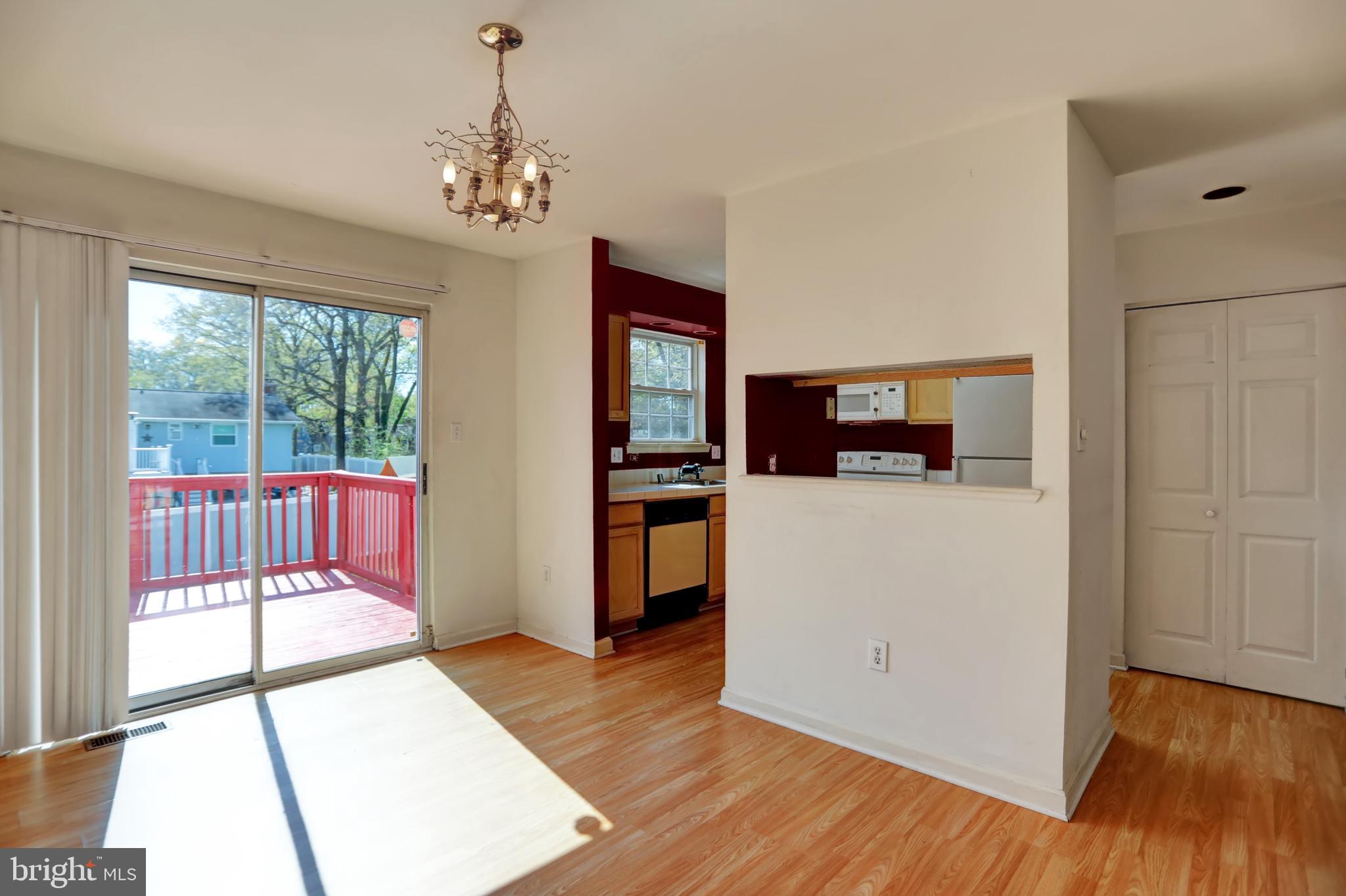 CATONSVILLE HEIGHTS - Residential