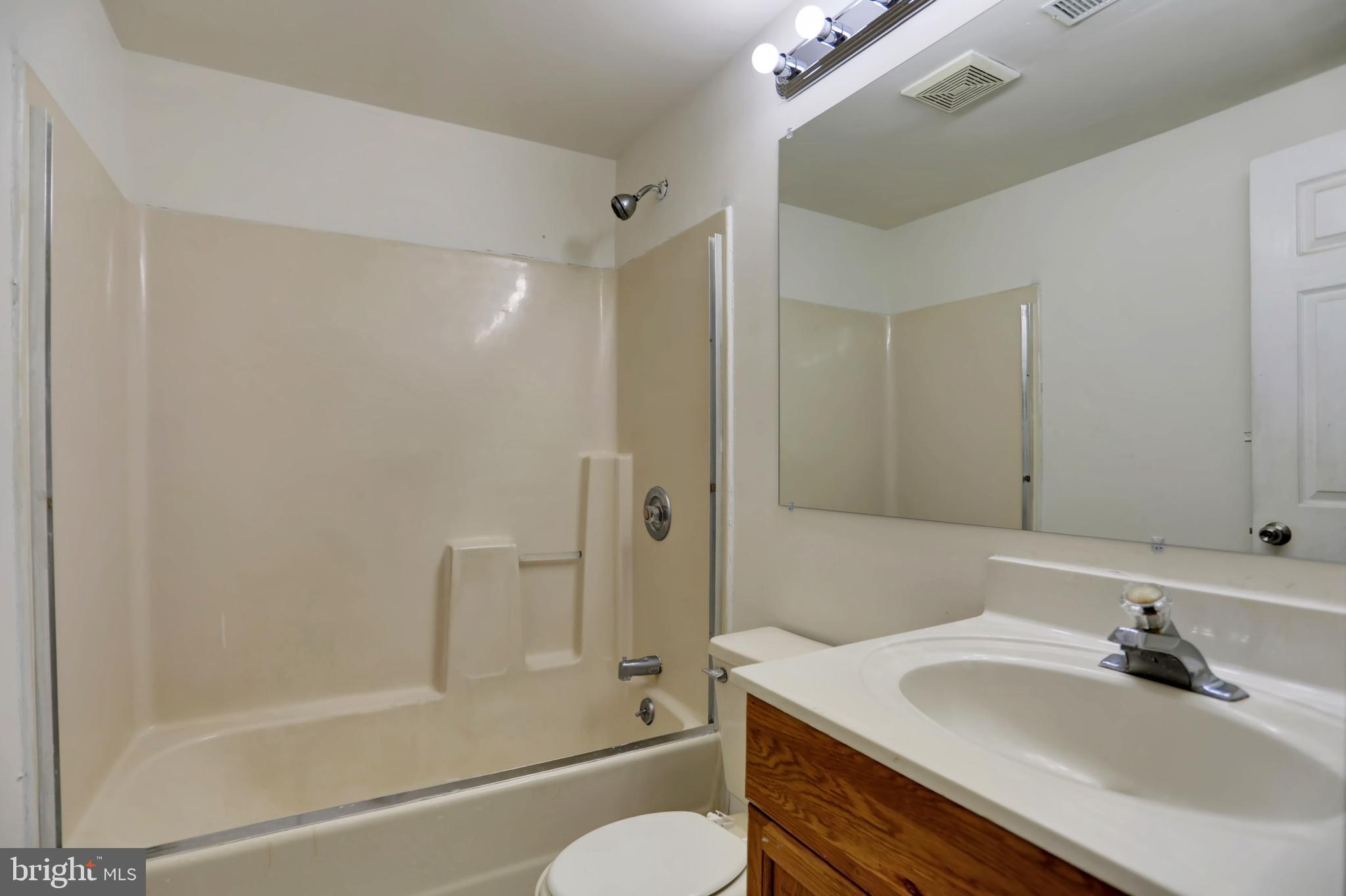 CATONSVILLE HEIGHTS - Residential