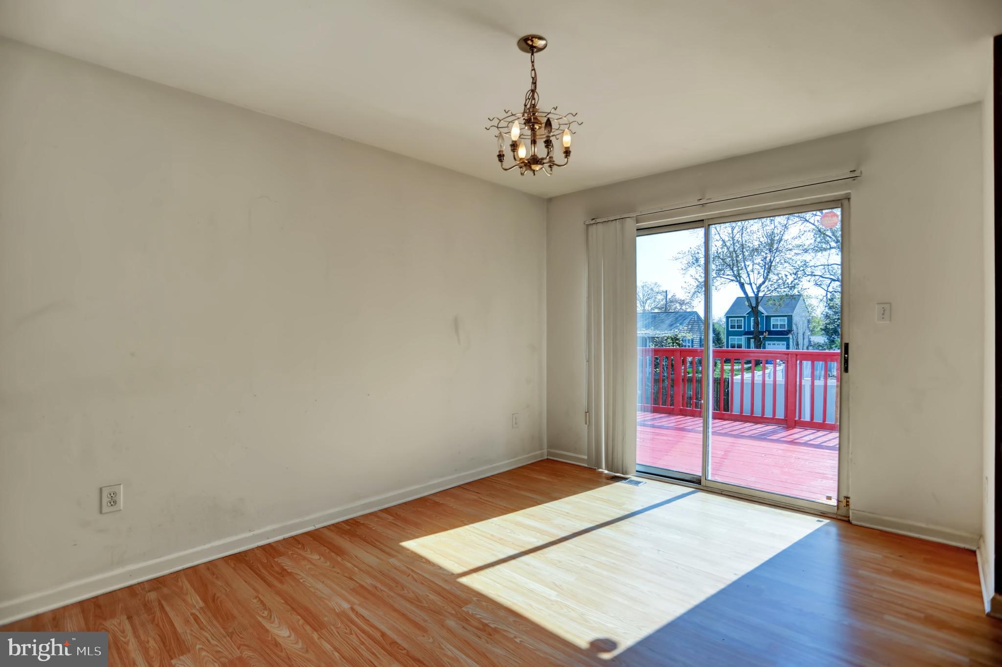 CATONSVILLE HEIGHTS - Residential