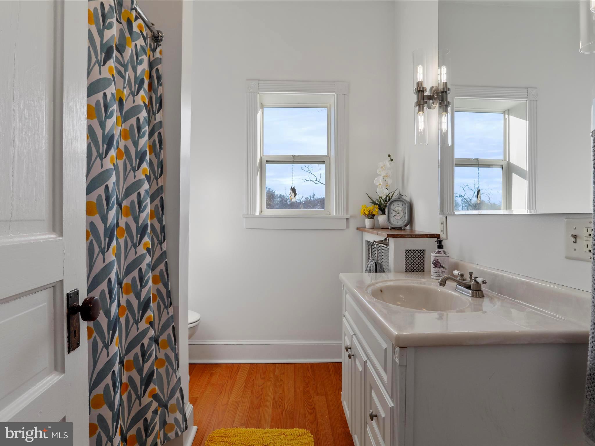 WEST SIDE - Residential