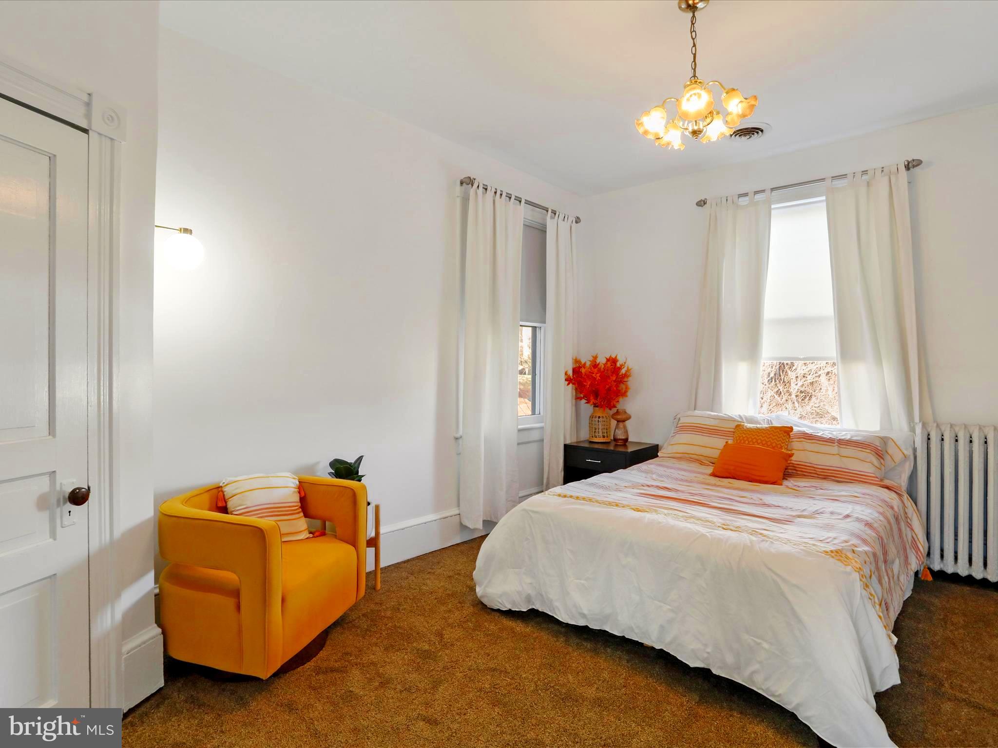 WEST SIDE - Residential