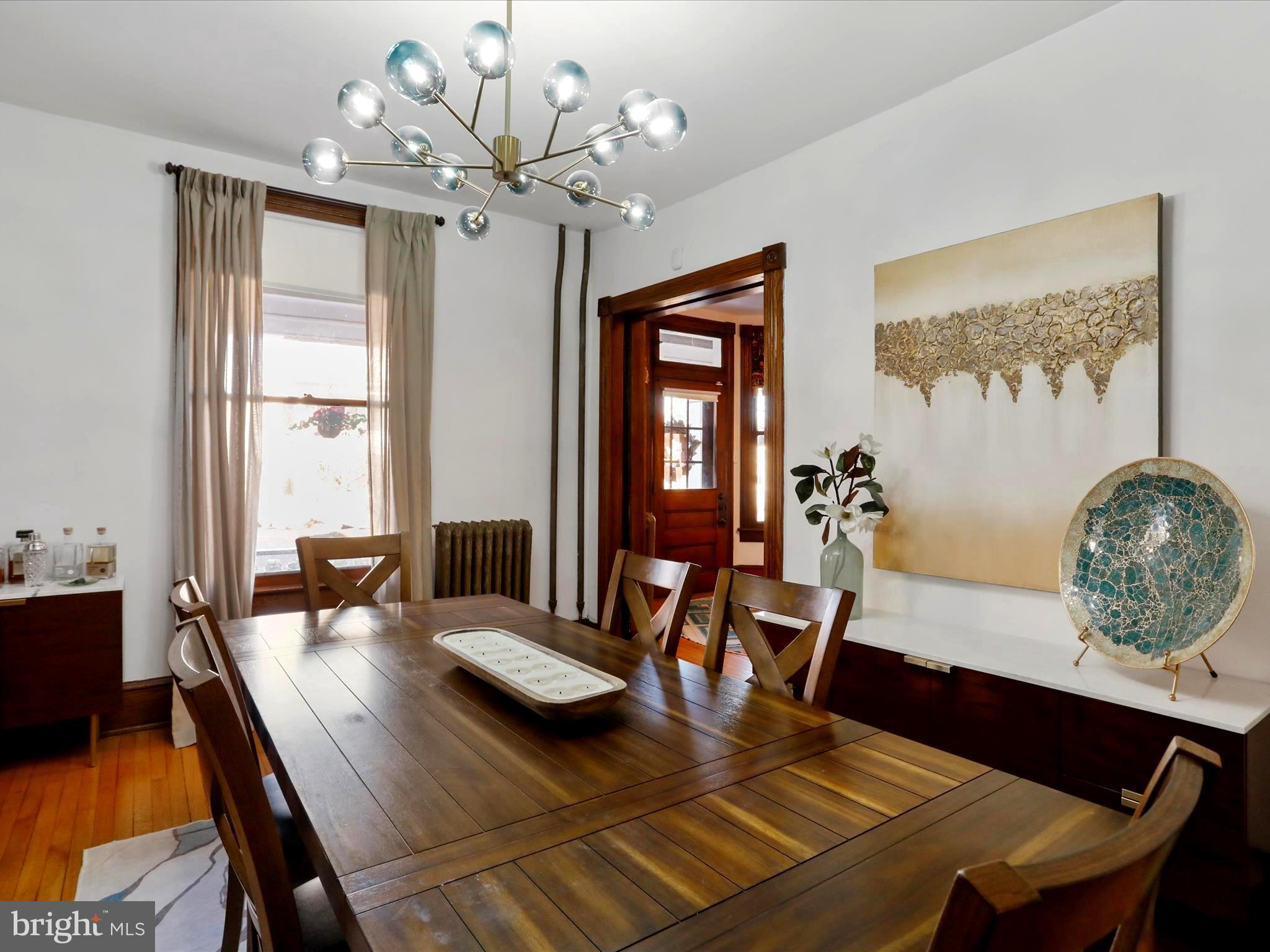 WEST SIDE - Residential