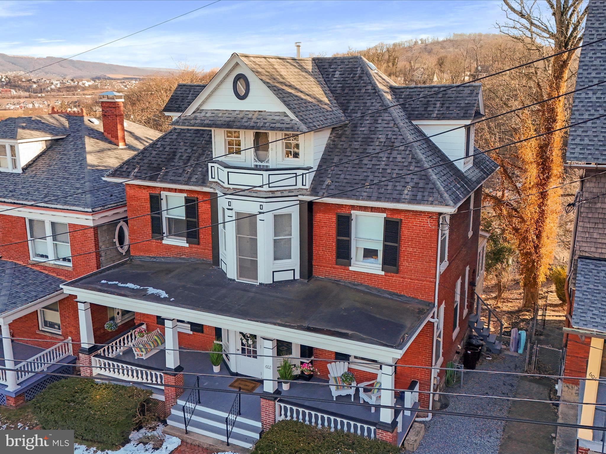 WEST SIDE - Residential