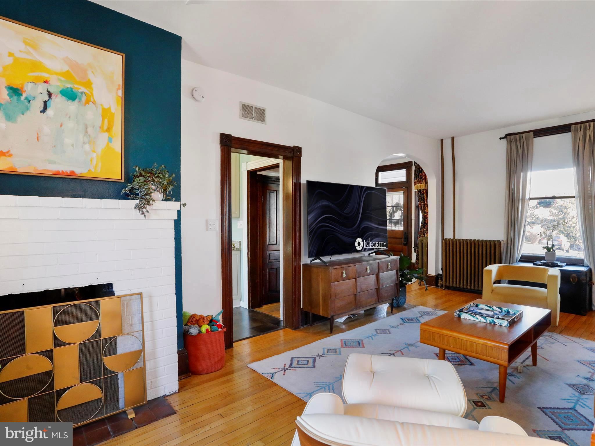 WEST SIDE - Residential