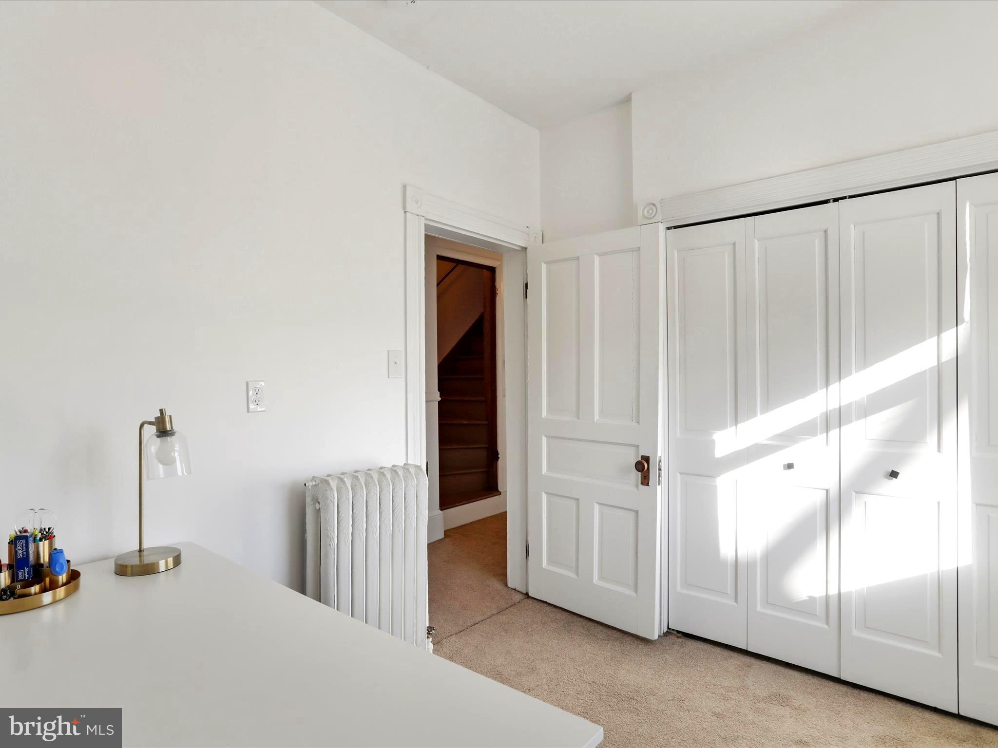 WEST SIDE - Residential