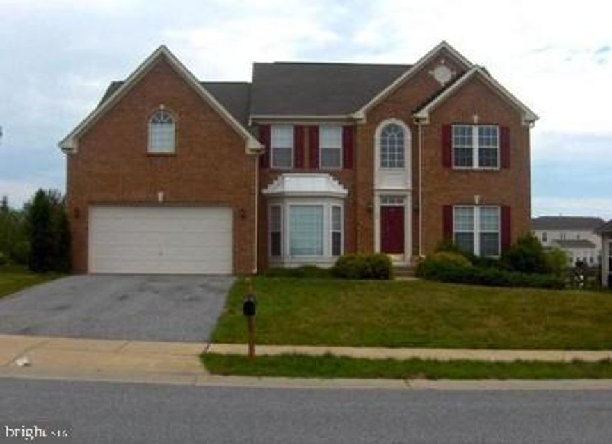 Welcome to 30 Cantwell Drive in the sought after community of Cantwell Ridge. You are invited in by a two story foyer with high ceilings and tons of natural light. Just off the entry there is a home office  to the left, with glass doors, perfect for a private meeting or working from home. To the right of the entry is a dining room. As you continue down the hall you will find a generously sized powder room. The kitchen is open concept, overlooking the family room, which has a fireplace, so you don't miss out on the action when you have guests over. There is a large sunroom lined with floor to ceiling windows that overlooks the backyard. On the second floor you will find a huge owner's suite with a private sitting room, two walk-in closets that will not disappoint! And wait, the owner's bathroom is a retreat, with two vanities, a walk-in shower, and the soaking tub is a dream! Down the hall is three additional bedrooms and one full hall bathroom. There is a full basement, unfinished, waiting for your ideas to come to life. This home is in the Award Winning school district of Appoquinimink School District.  Be in your new home before the holidays.