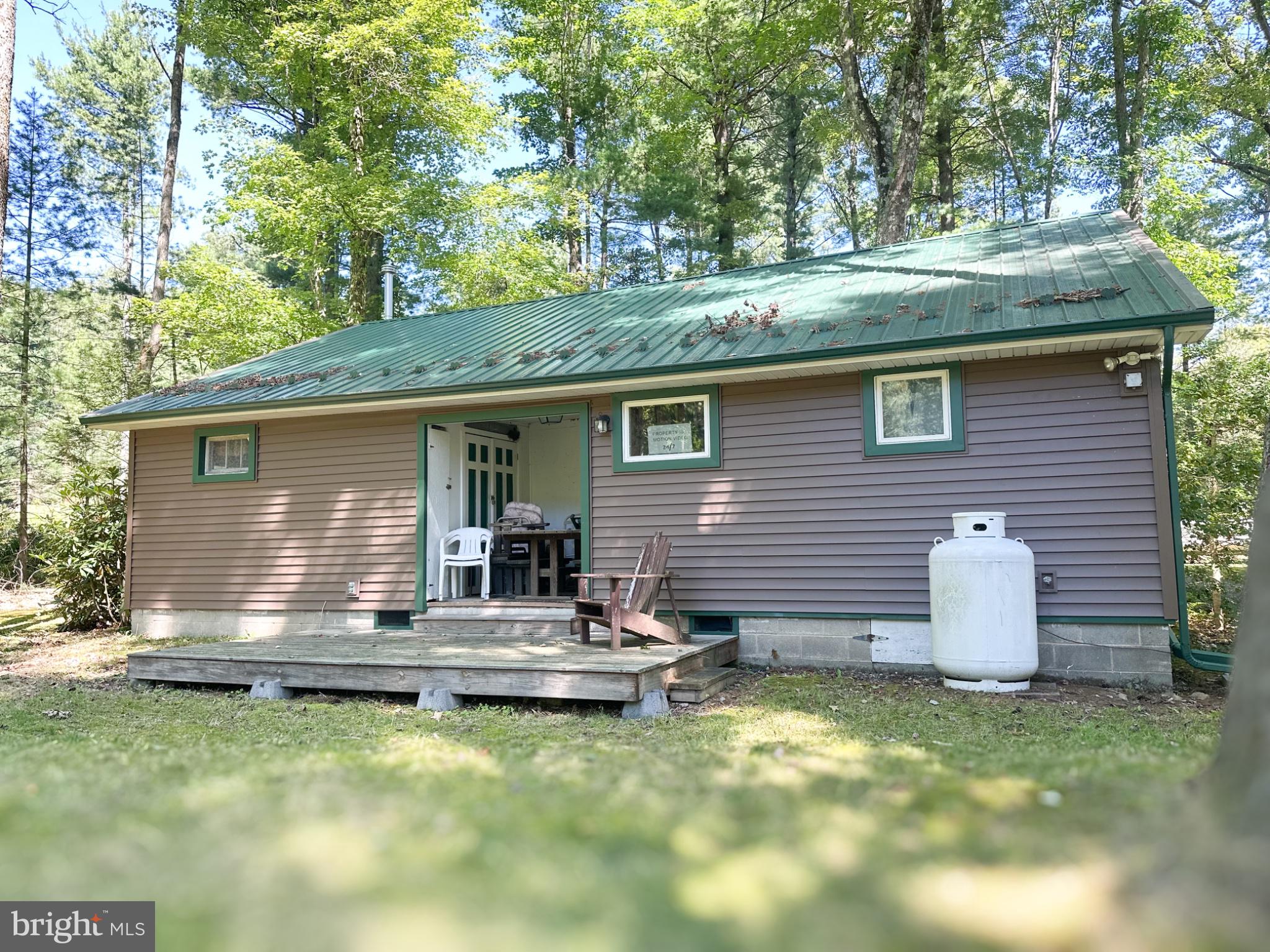104 BUCKHORN DRIVE