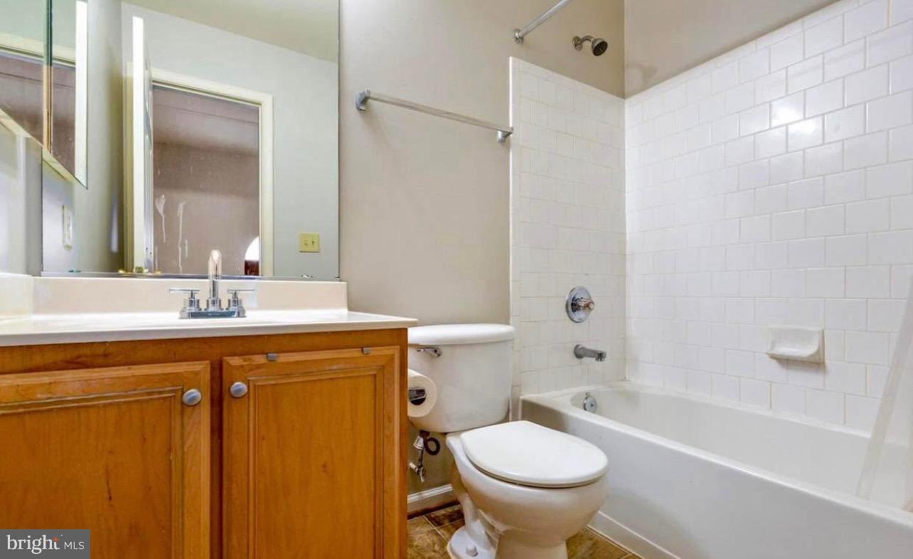 WELLFLEET MEWS - Residential