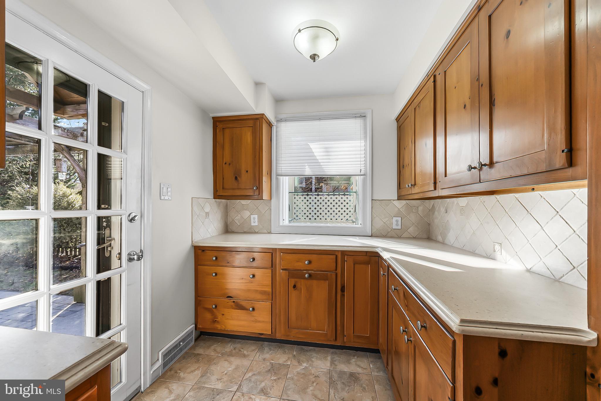 LYNNWOOD - Residential