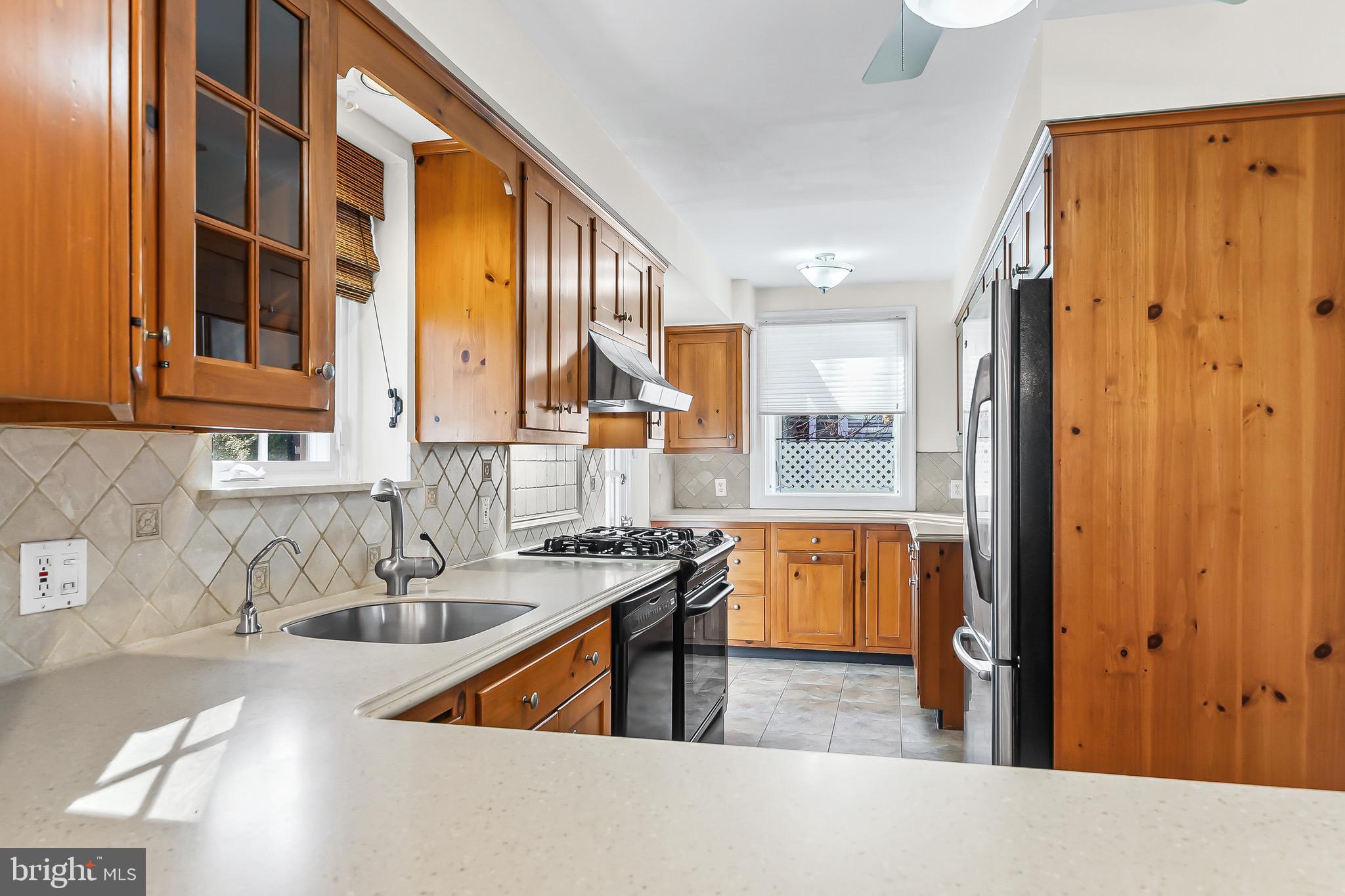 LYNNWOOD - Residential