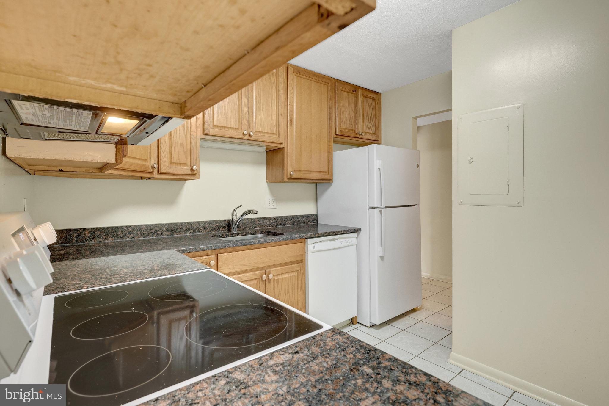 615 CENTER STREET T3