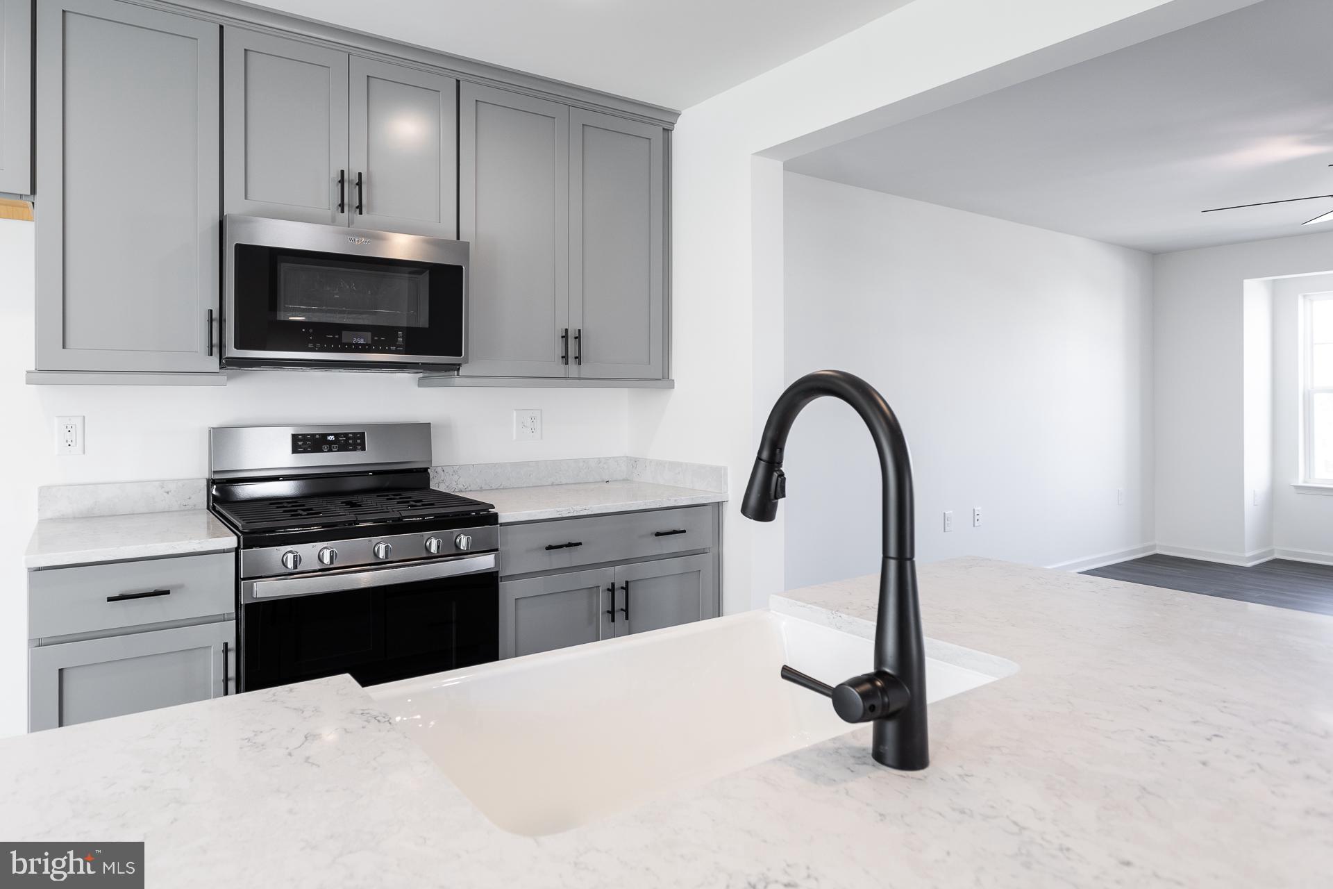 ARCHERS ROCK - Residential