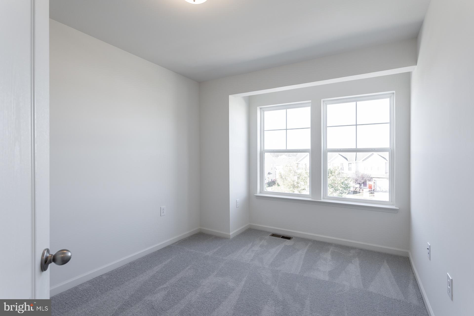 ARCHERS ROCK - Residential