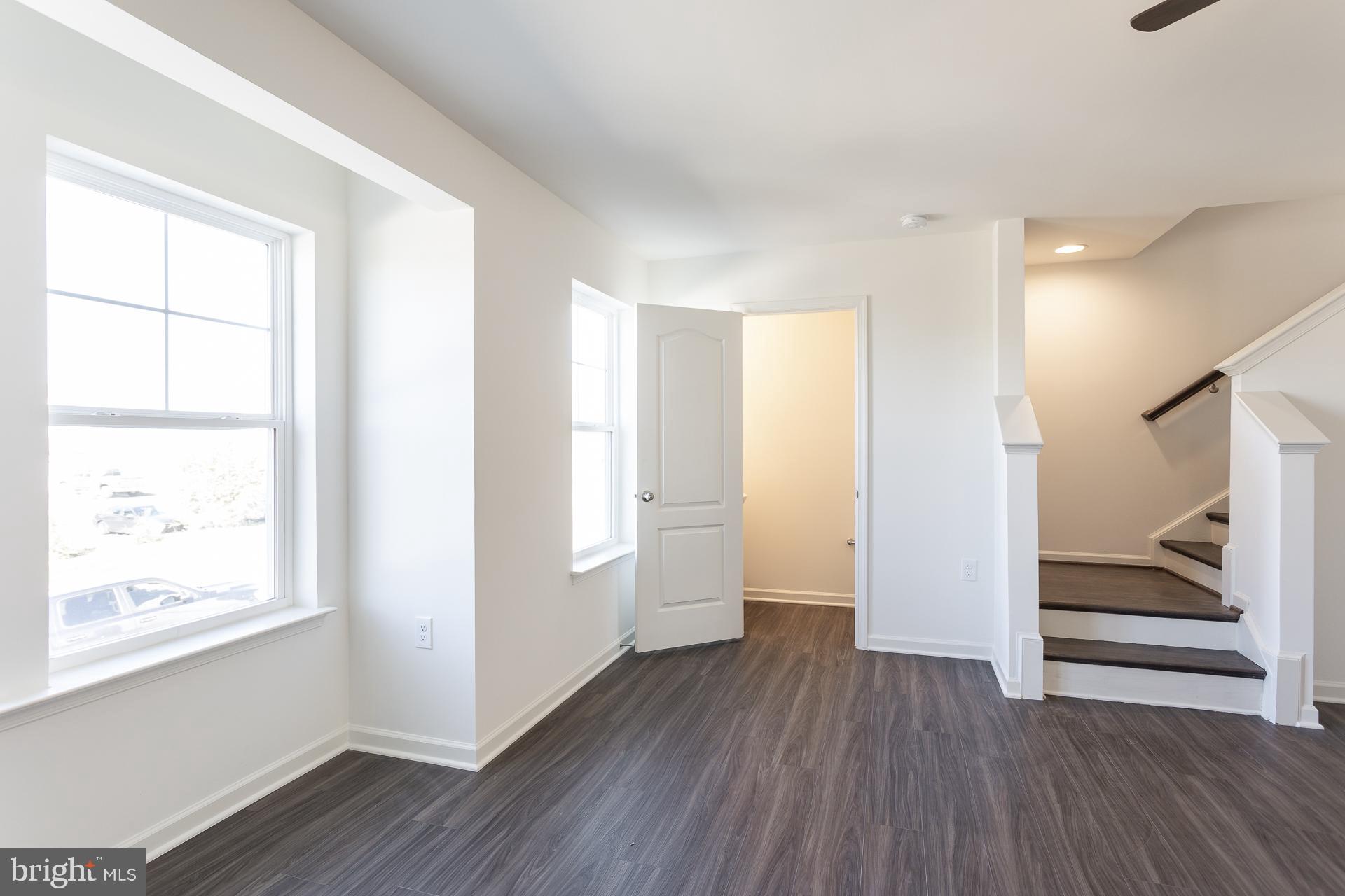 ARCHERS ROCK - Residential