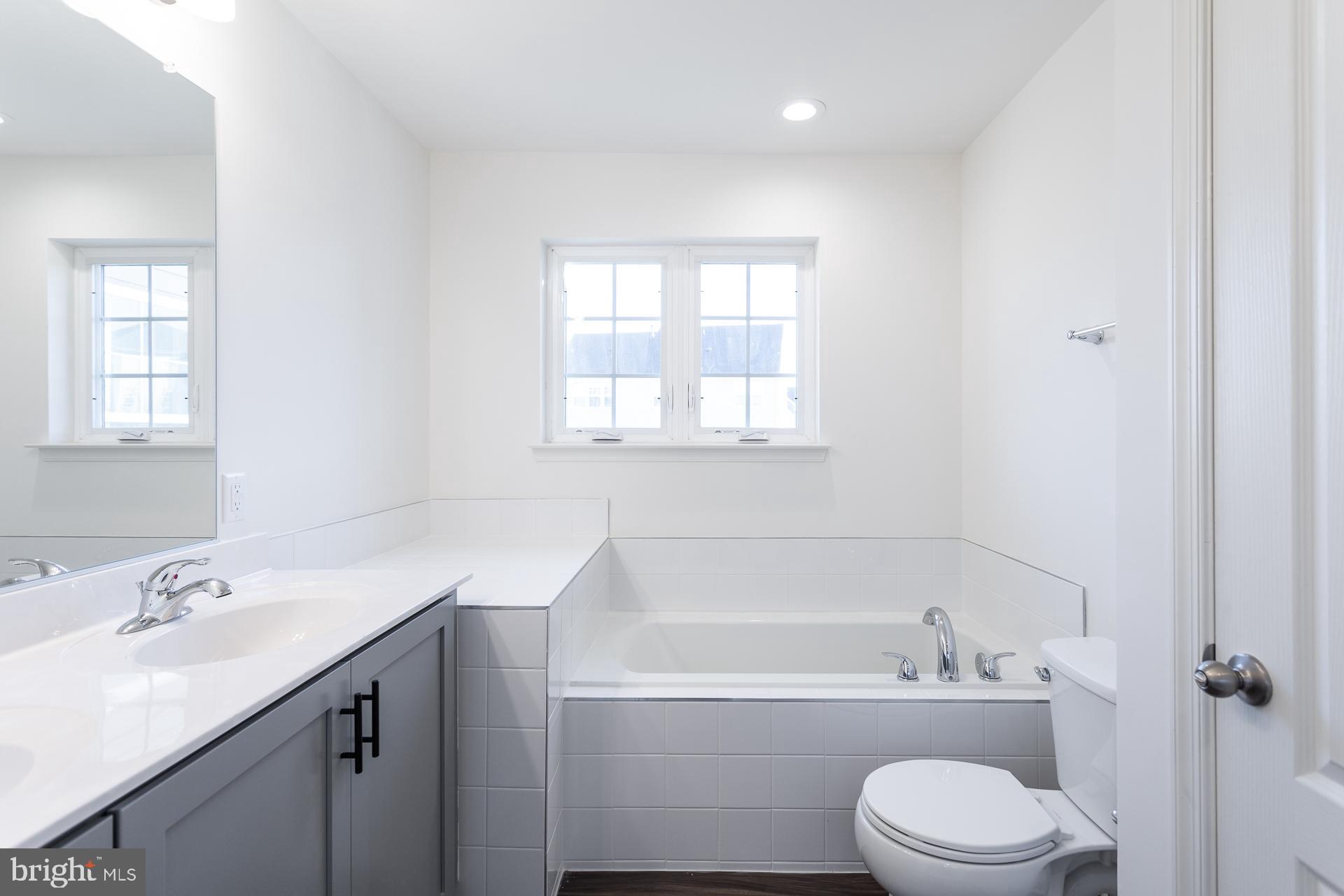 ARCHERS ROCK - Residential