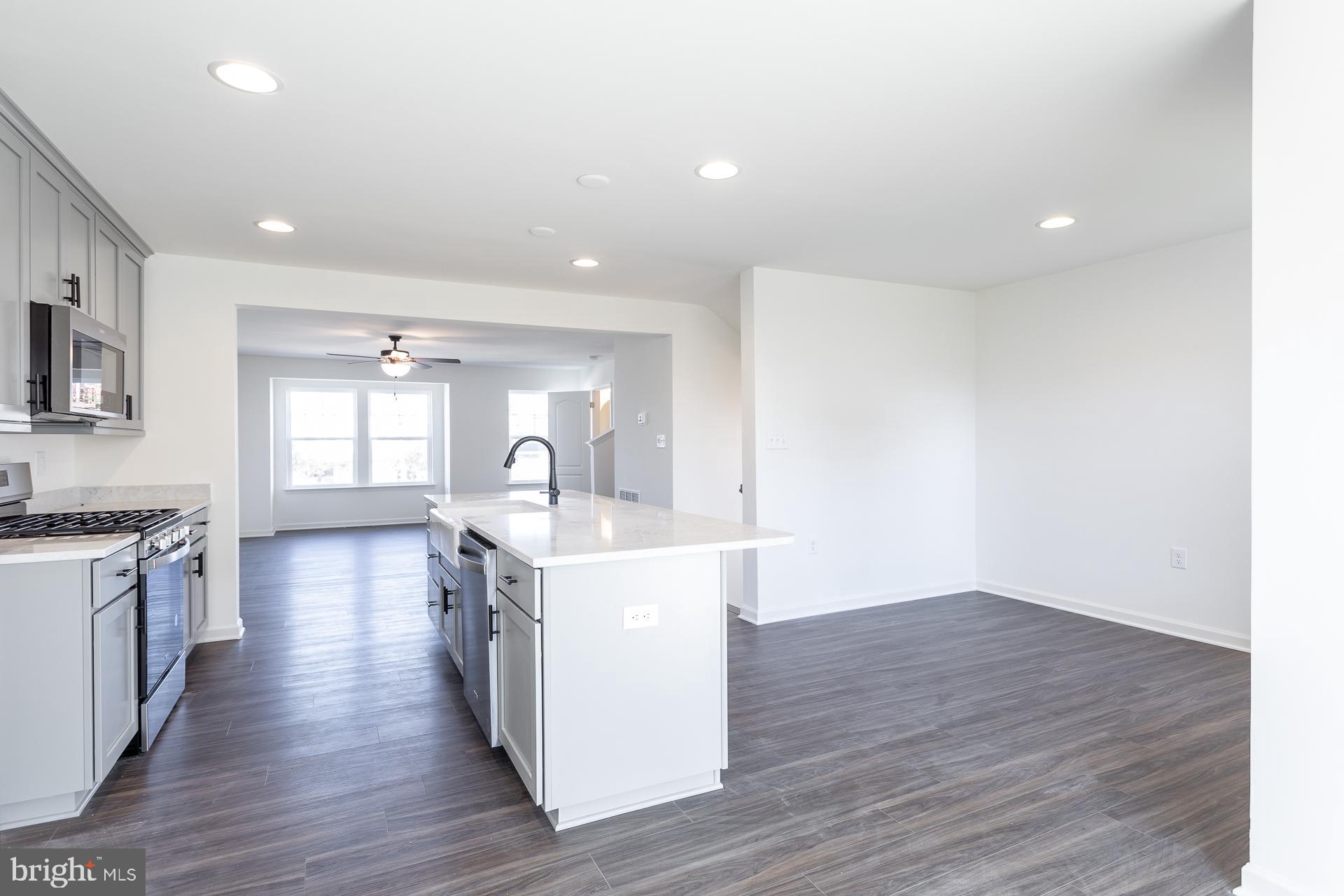 ARCHERS ROCK - Residential