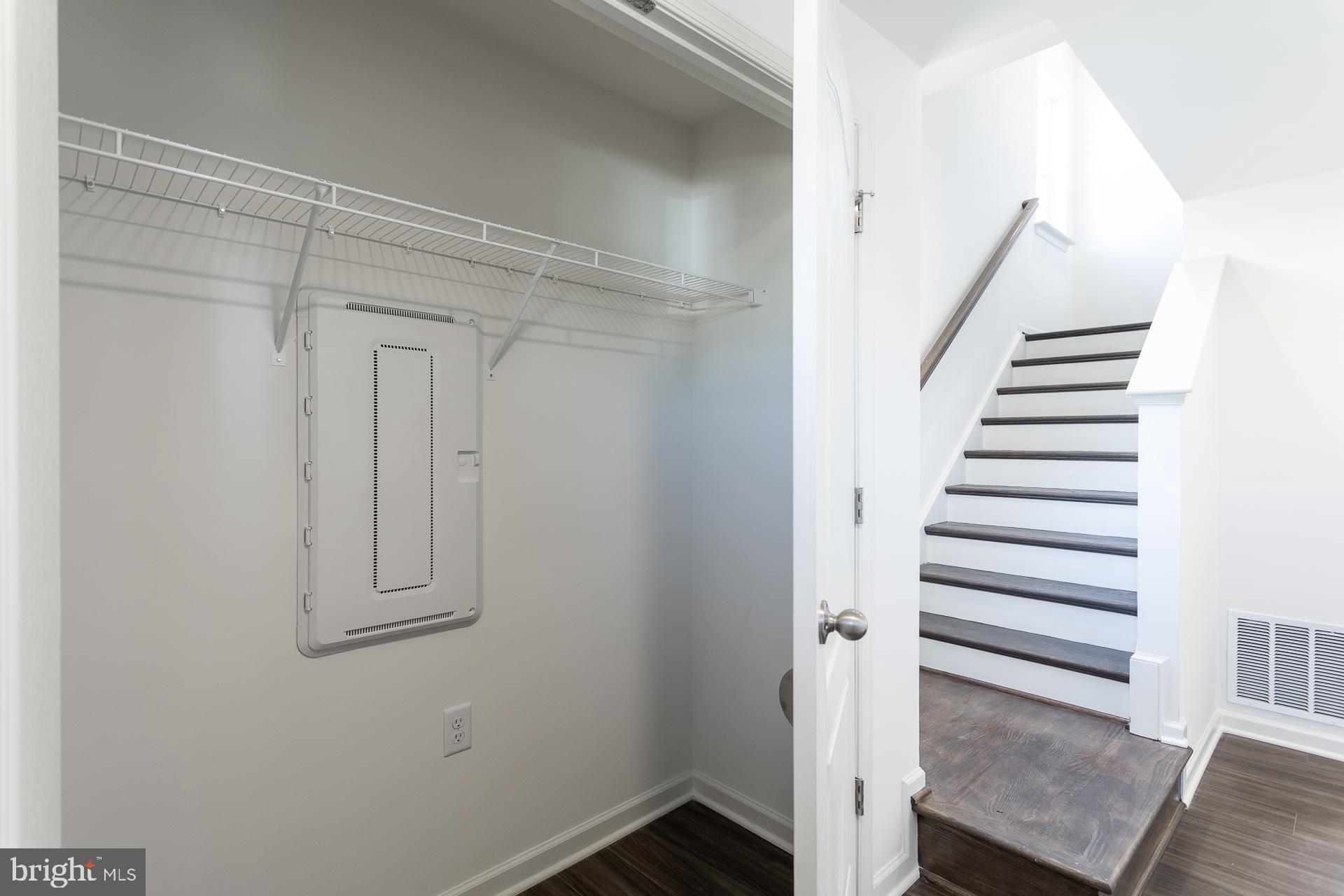 ARCHERS ROCK - Residential