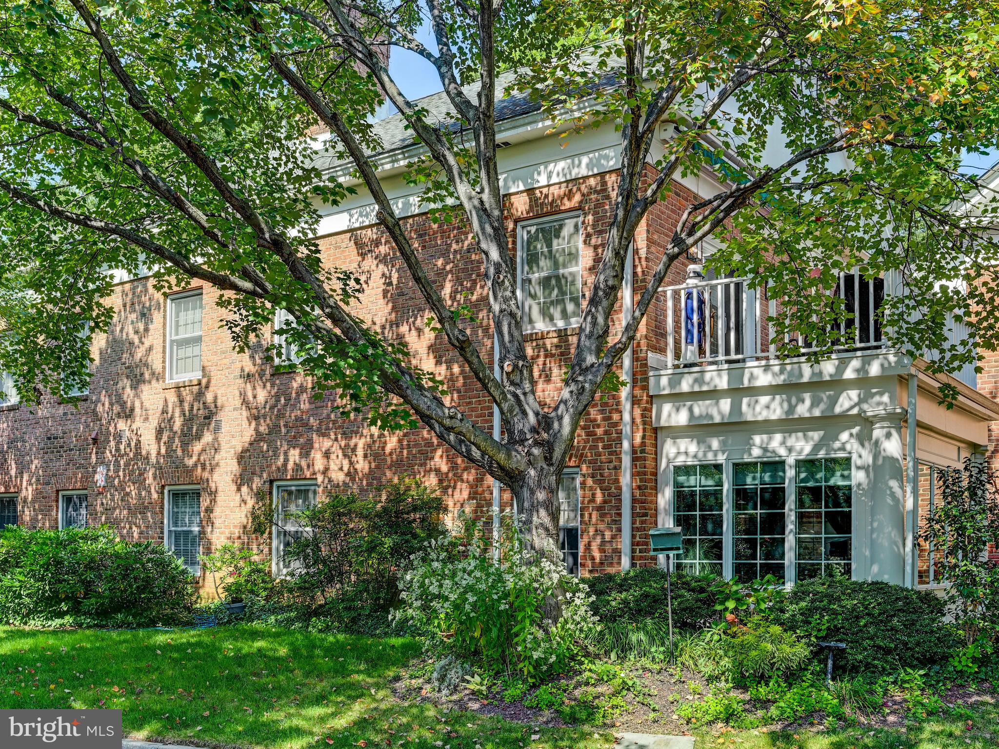 BRIGHTWOOD - Residential