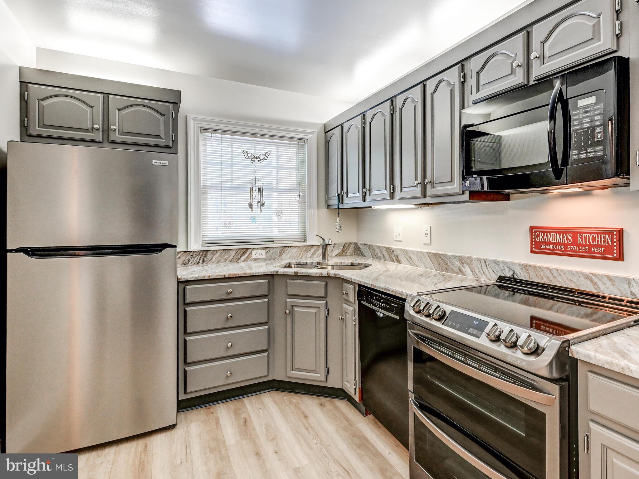 BRIGHTWOOD - Residential