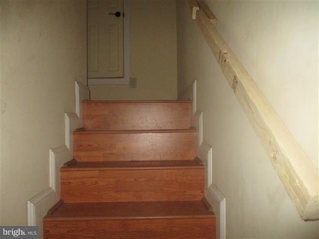 HOLLY NECK - Residential