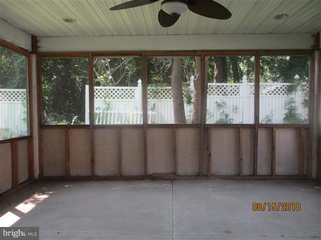 HOLLY NECK - Residential