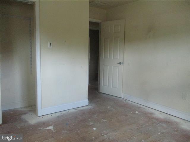 HOLLY NECK - Residential