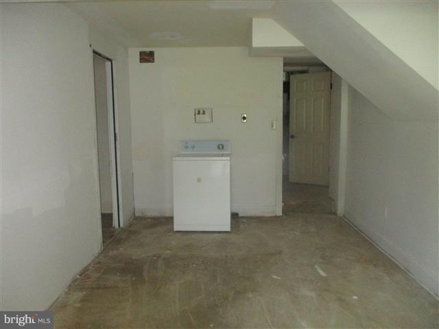 HOLLY NECK - Residential